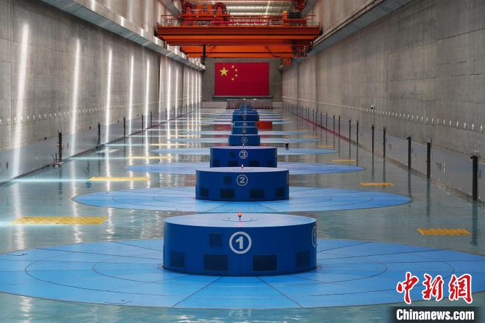 三峽左岸電廠?！￡愋?攝
