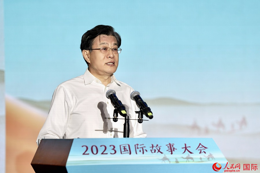 中國人民對外友好協(xié)會副會長李?？罗o。人民網(wǎng) 盧鵬宇攝