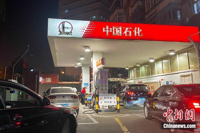 資料圖：加油站。 中新財(cái)經(jīng) 葛成 攝
