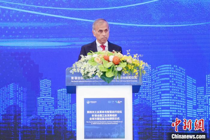聯(lián)合國駐華協(xié)調員常啟德發(fā)表演講。