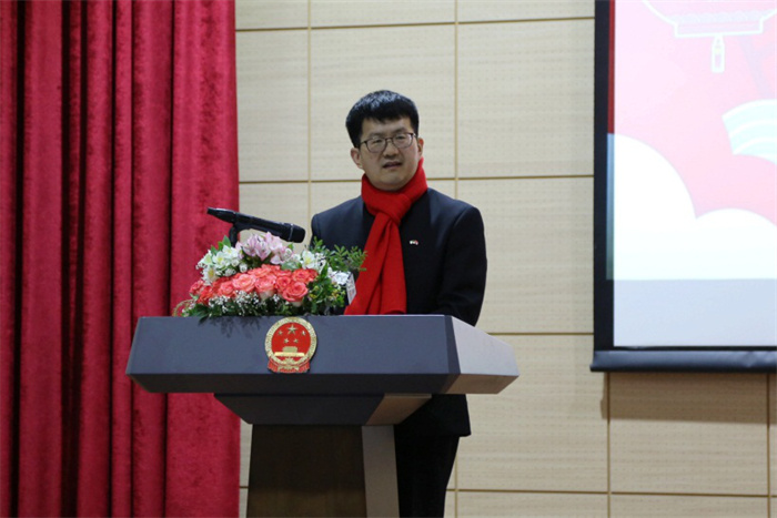 中國駐阿爾及利亞大使李健致辭。中國駐阿爾及利亞大使館供圖
