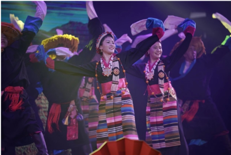 圖為2024“歡樂春節(jié)”中泰互致新春賀辭活動(dòng)現(xiàn)場(chǎng)。 中國(guó)駐泰國(guó)大使館文化處供圖