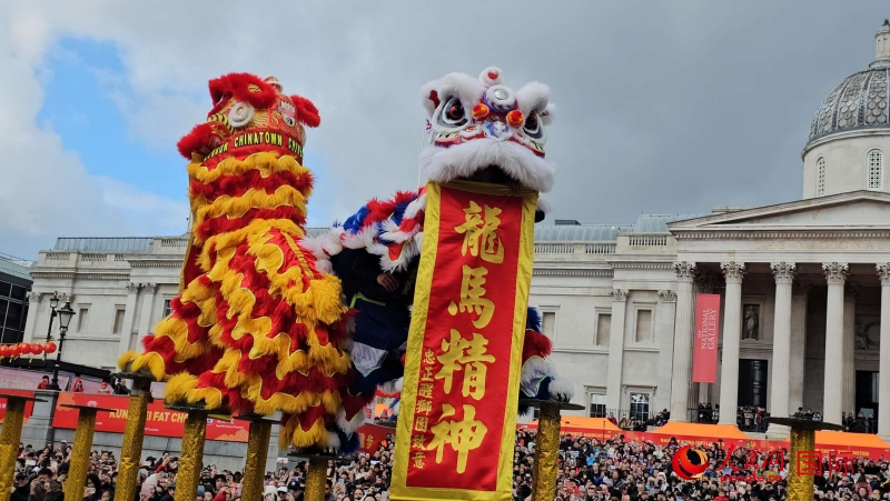 倫敦新春慶典現(xiàn)場。人民網(wǎng) 郭錦標(biāo)、楊浩鵬攝
