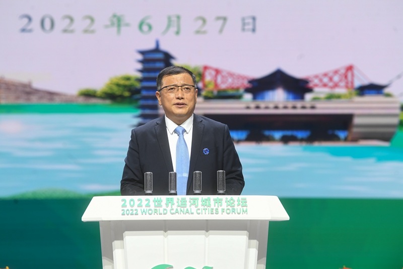 揚(yáng)州市委常委、常務(wù)副市長(zhǎng)陳鍇竑作推介發(fā)言。邵丹攝