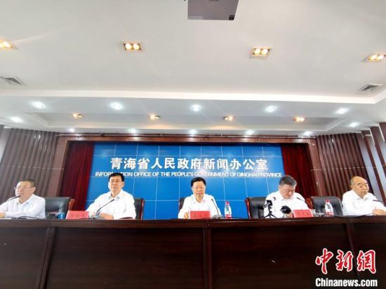 圖為新聞發(fā)布會(huì)現(xiàn)場(chǎng)。　張?zhí)砀！z 　　