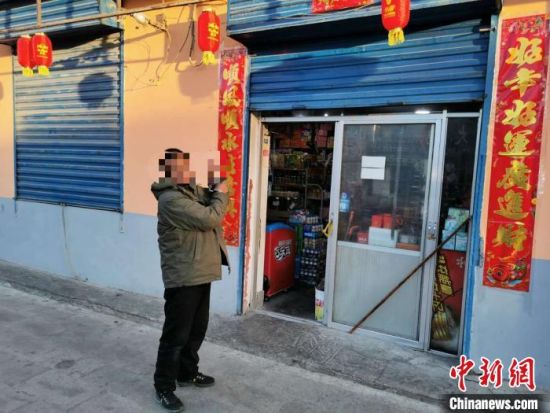 圖為犯罪嫌疑人指認(rèn)現(xiàn)場(chǎng)?！∏嗪Ｊ」矎d森林警察總隊(duì)刑偵治安支隊(duì)供圖