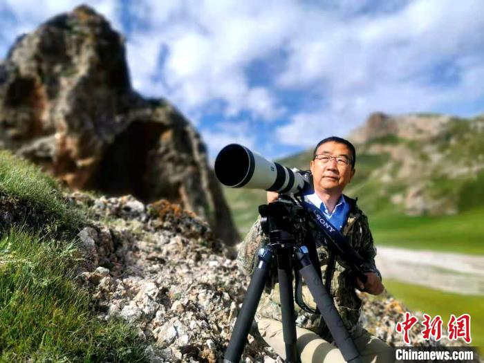 青海野生動(dòng)物攝影師李善元：進(jìn)了大自然，一切煩惱都沒(méi)有了
