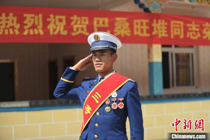 護西藏“江南”森林生態(tài)安全、提升專業(yè)技能兩位消防員獲個人三等功