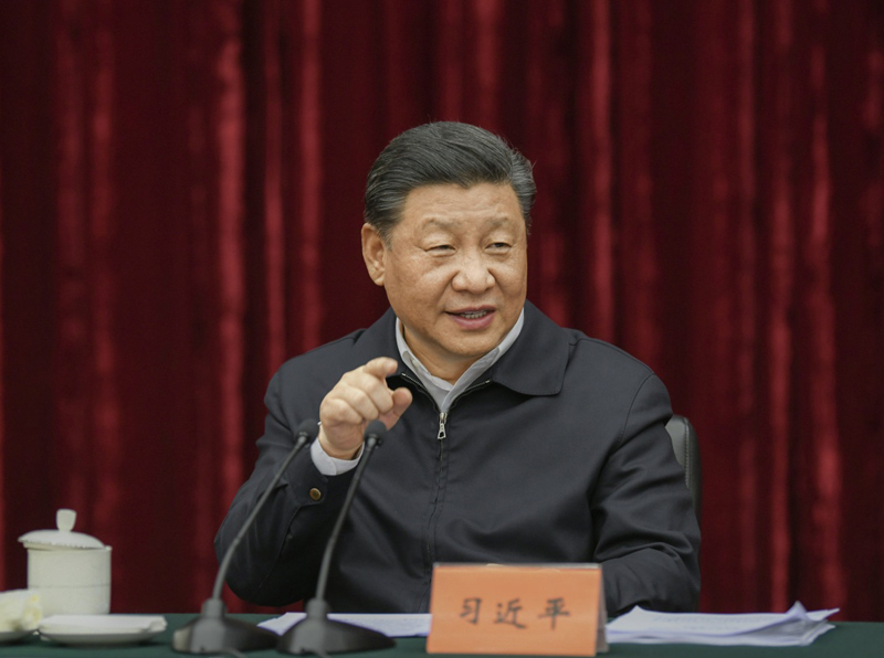 2019年4月15日至17日，中共中央總書記、國家主席、中央軍委主席習近平在重慶考察，并主持召開解決“兩不愁三保障”突出問題座談會。這是4月16日下午，習近平主持召開解決“兩不愁三保障”突出問題座談會并發(fā)表重要講話。新華社記者 謝環(huán)馳 攝