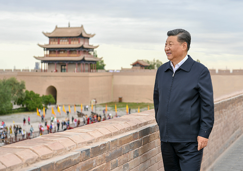 2019年8月20日，習(xí)近平總書記來到甘肅嘉峪關(guān)關(guān)城，登上城樓察看關(guān)城整體面貌，聽取河西走廊長城、關(guān)隘歷史文化情況介紹。