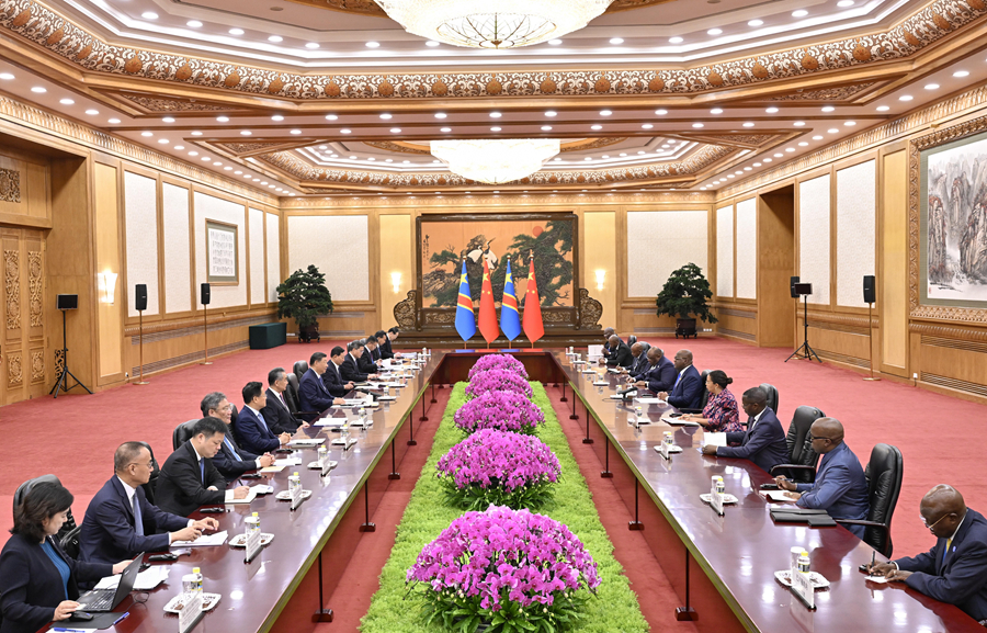 9月2日上午，國家主席習(xí)近平在北京人民大會堂會見來華出席中非合作論壇北京峰會的剛果（金）總統(tǒng)齊塞克迪。