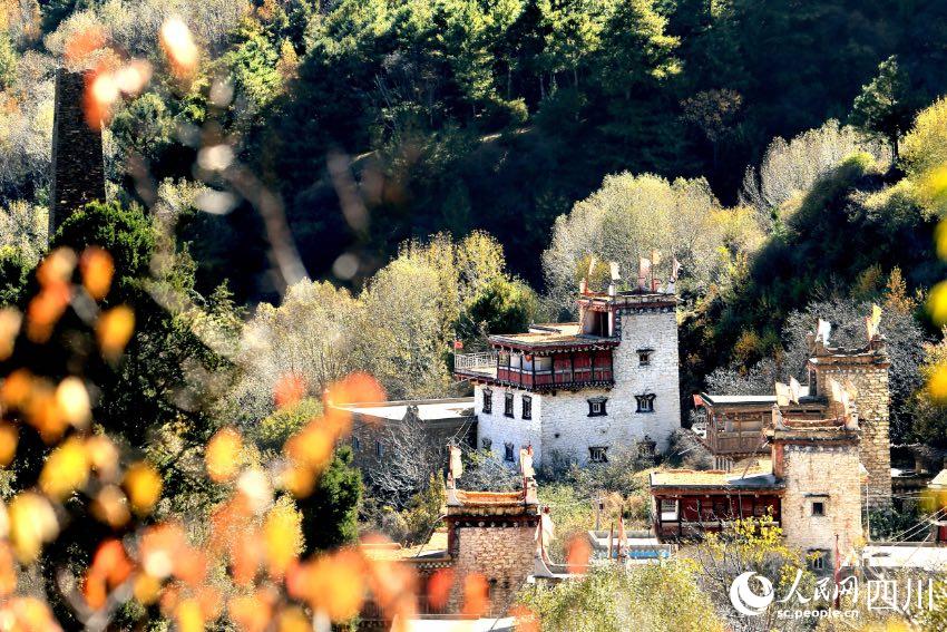 丹巴美景。李永安攝