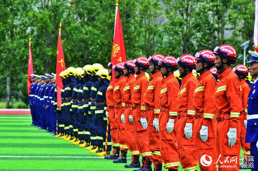 誓師大會現(xiàn)場。人民網(wǎng) 李海霞 攝