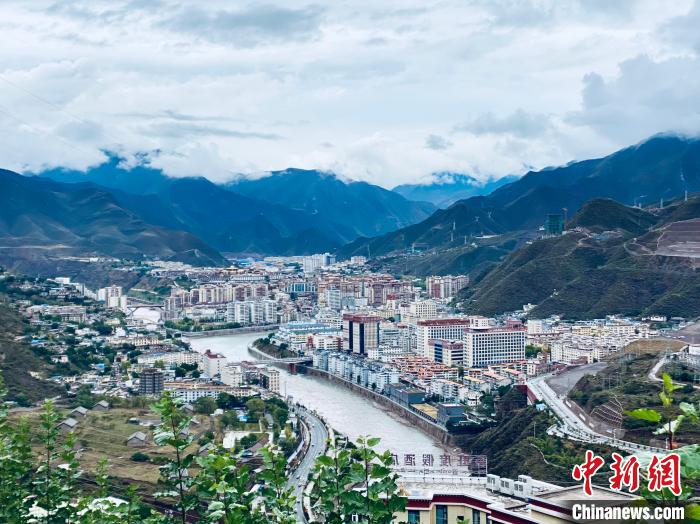 圖為“藏東明珠”昌都。　李江寧 攝