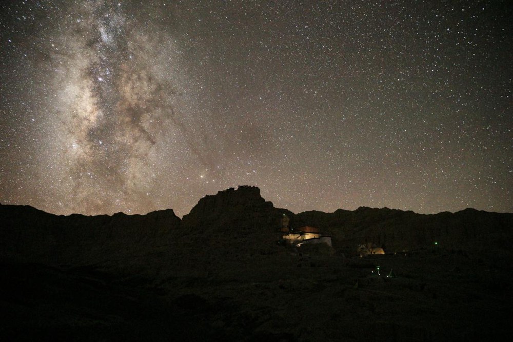 阿里暗夜星空。旦真次旦攝