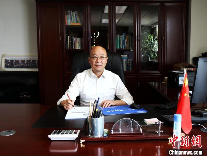 （兩會(huì)聲音）全國政協(xié)委員王昆：建議氫能源列車落地青藏高原，打造低碳“天路”
