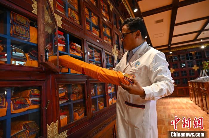 西藏藏醫(yī)院推動古籍文獻整理研究、出版利用